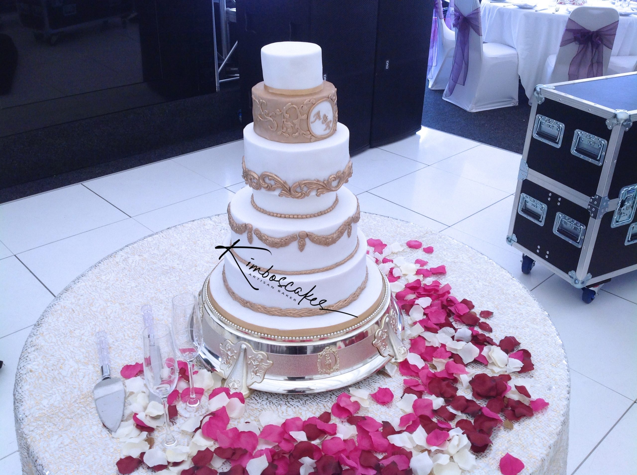 Regal Wedding Cake Nottingham Derby