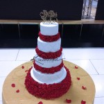 Rose Bed Wedding Cake