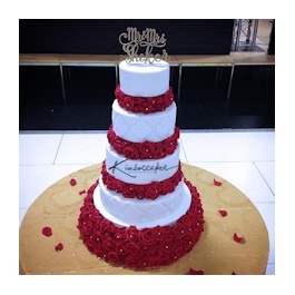 Rose Bed Wedding Cake